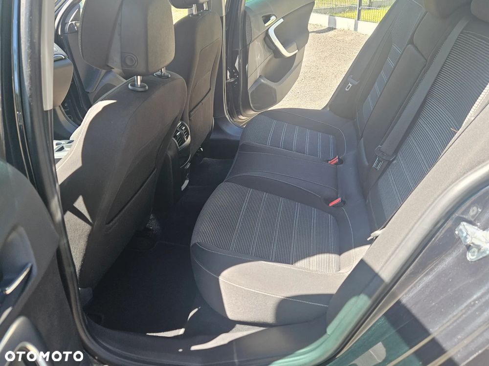 Opel Insignia 1.6 Exclusive - 11