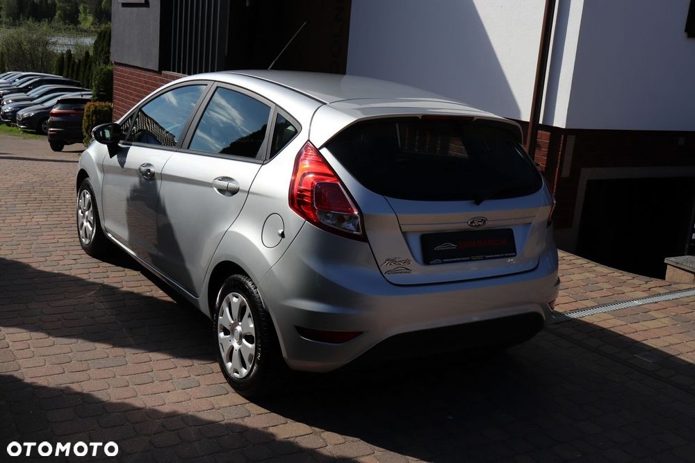 Ford Fiesta - 6