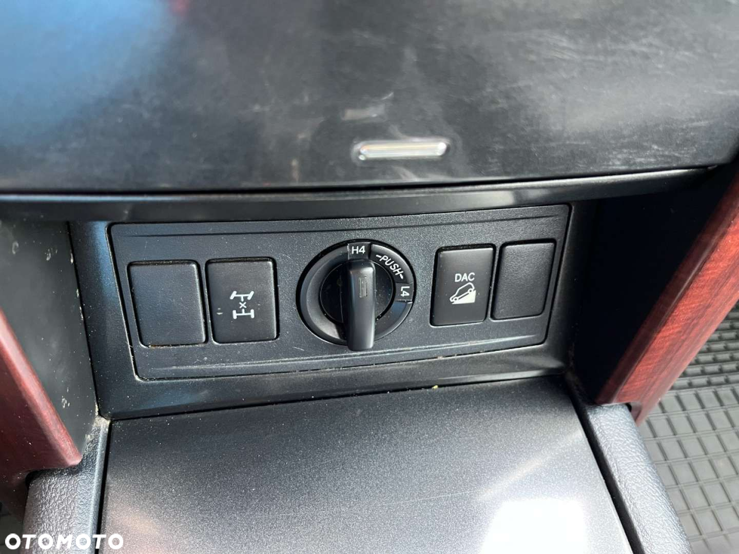 Toyota Land Cruiser - 14