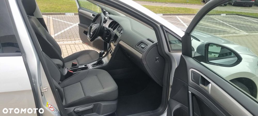 Volkswagen Golf 1.2 TSI BlueMotion Technology DSG Comfortline - 10