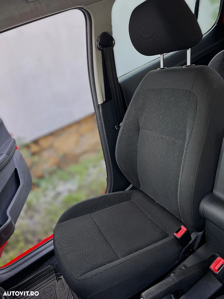 Skoda Fabia 1.2 HTP Active - 14