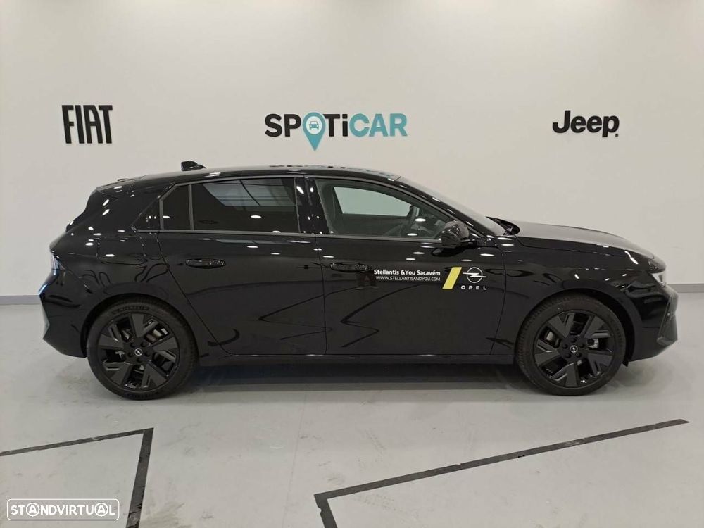 Opel Astra 54 kWh GS - 4