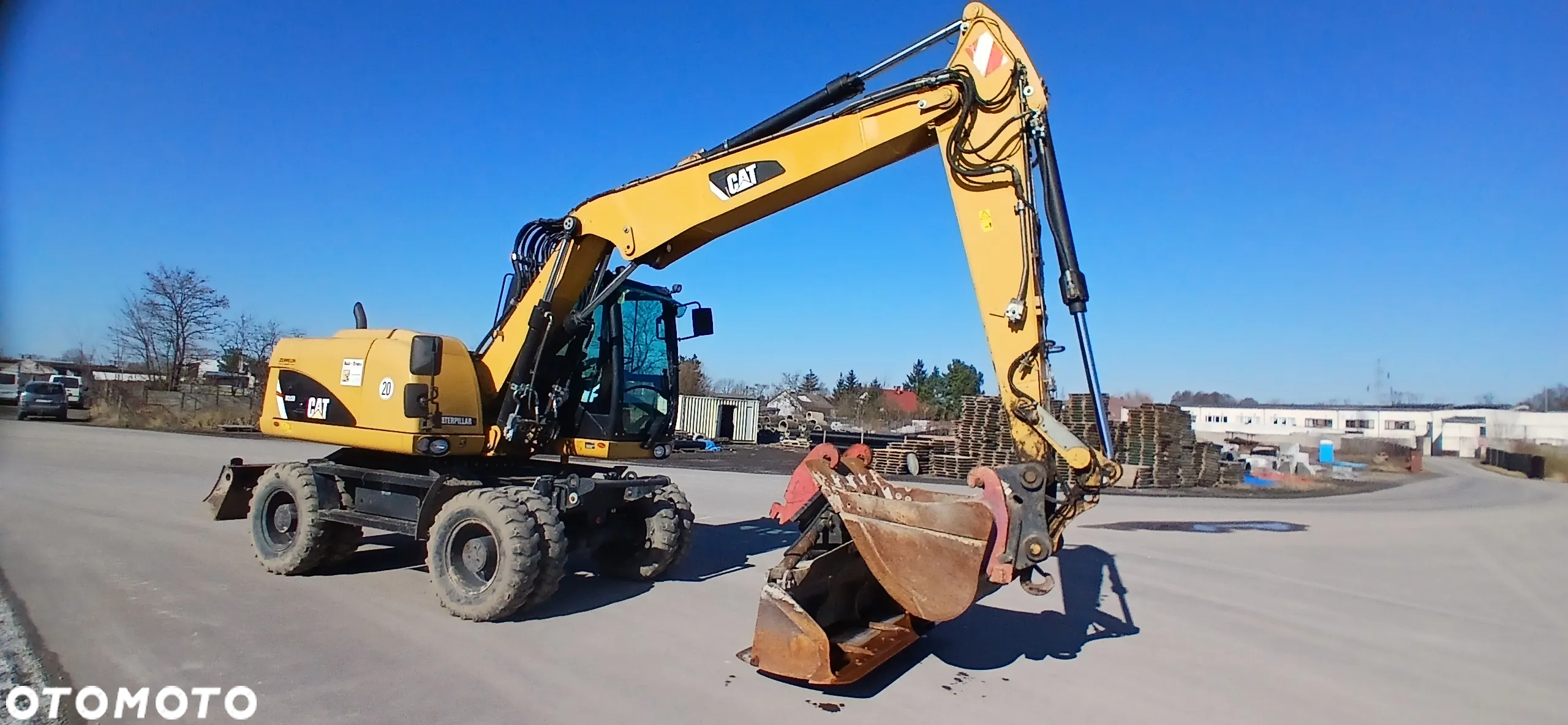 Caterpillar M313d - 3