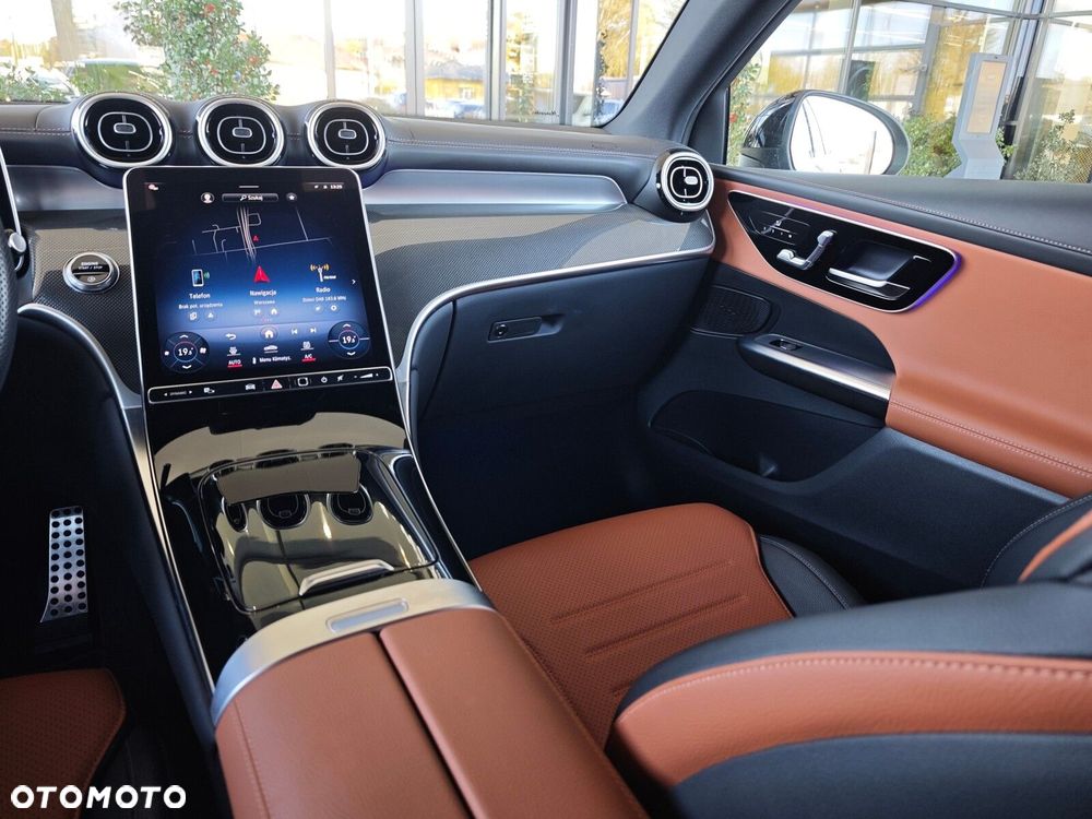 Mercedes-Benz GLC 220 d mHEV 4-Matic AMG Line - 16