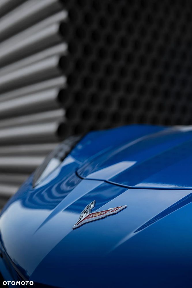 Chevrolet Corvette - 3
