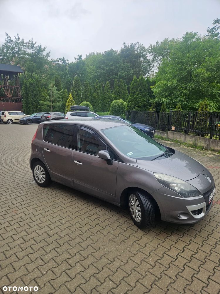 Renault Scenic - 2