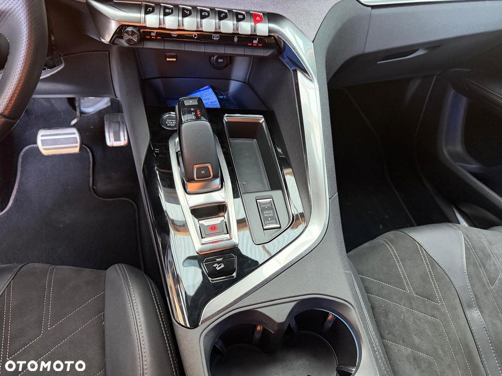 Peugeot 5008 2.0 BlueHDI GT S&S EAT8 - 22