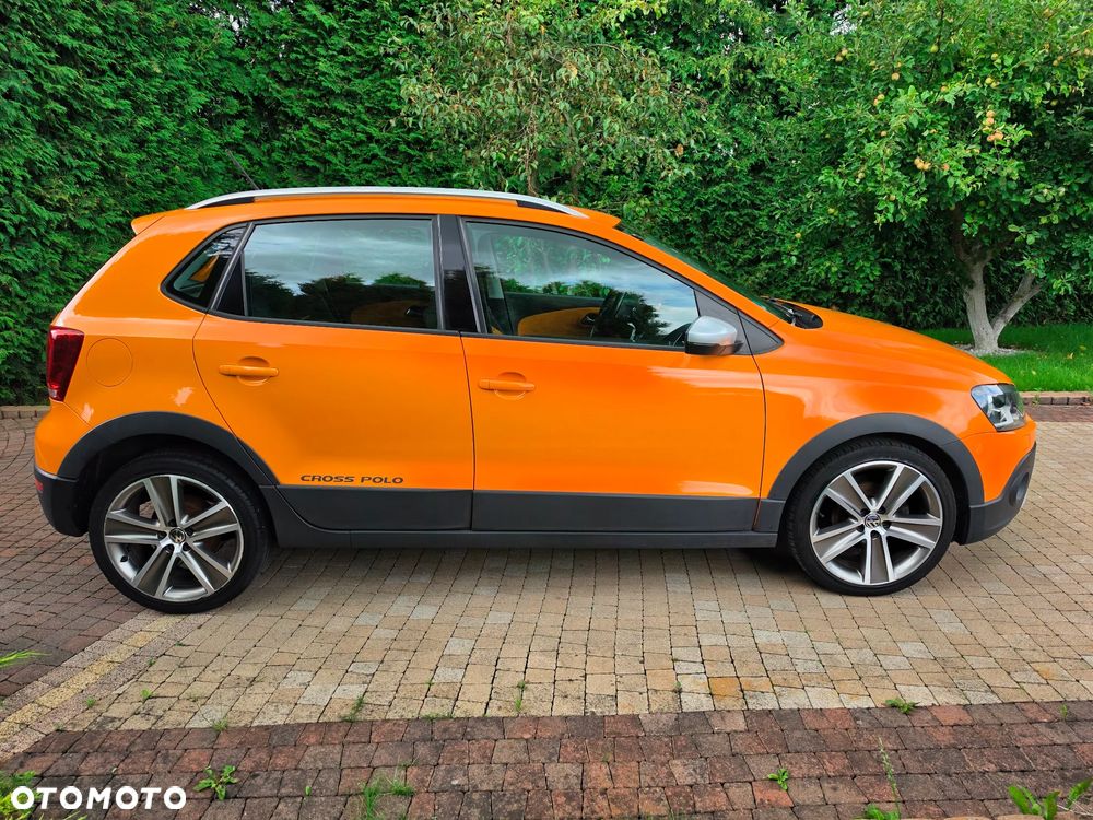 Volkswagen Polo - 8