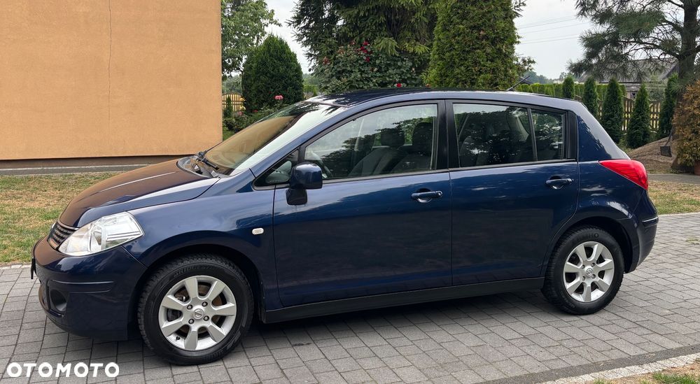 Nissan Tiida - 9