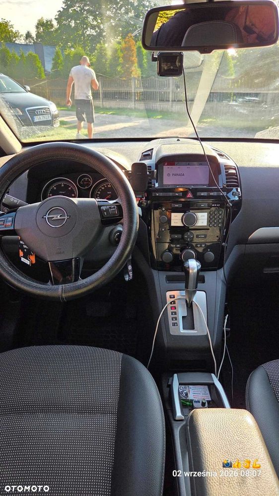 Opel Zafira - 3