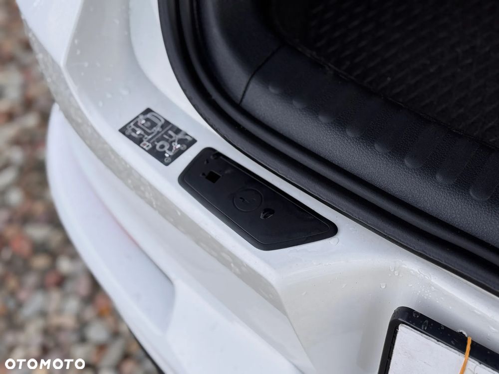 Volkswagen Tiguan 2.0 TDI 4Mot Perfectline R-Style - 33