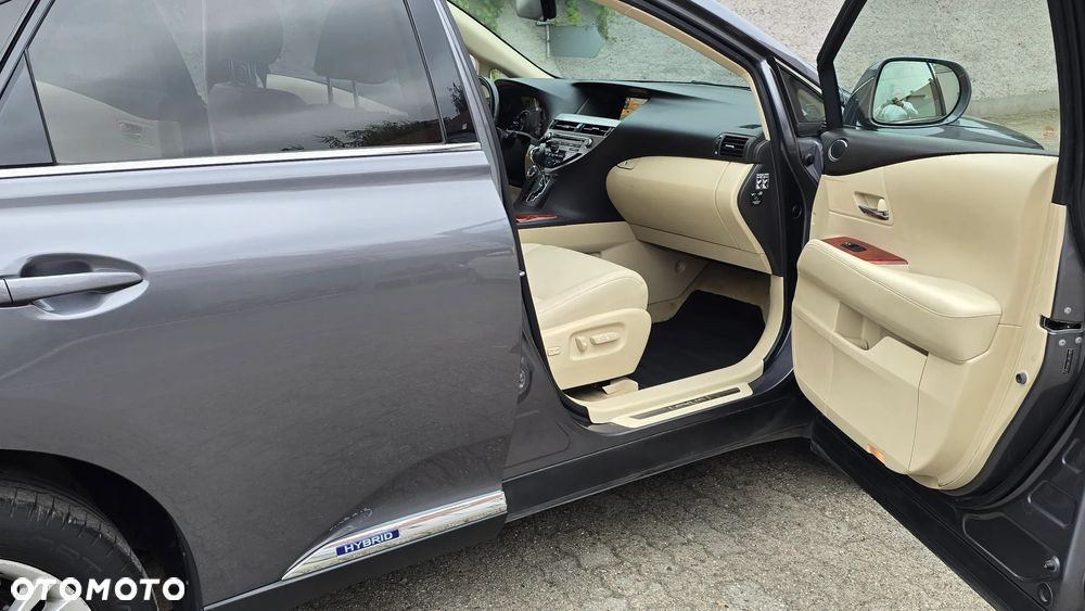 Lexus RX - 17