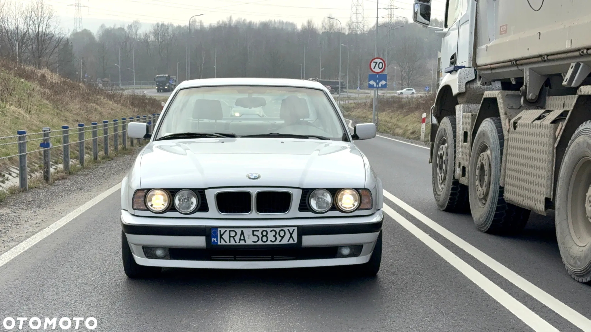 BMW Seria 5 540i - 12