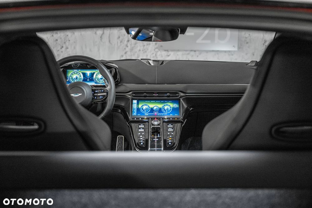 Aston Martin Vantage - 20