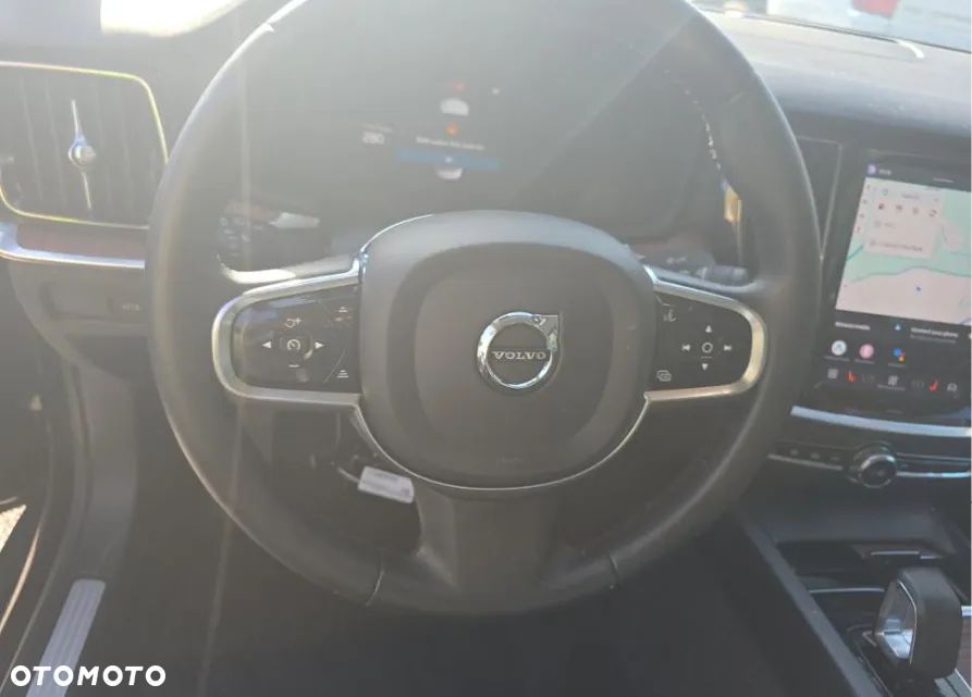Volvo S60 B5 B AWD Plus Dark - 8