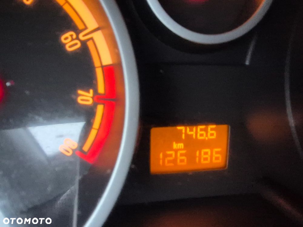 Opel Corsa 1.2 16V Cosmo - 10