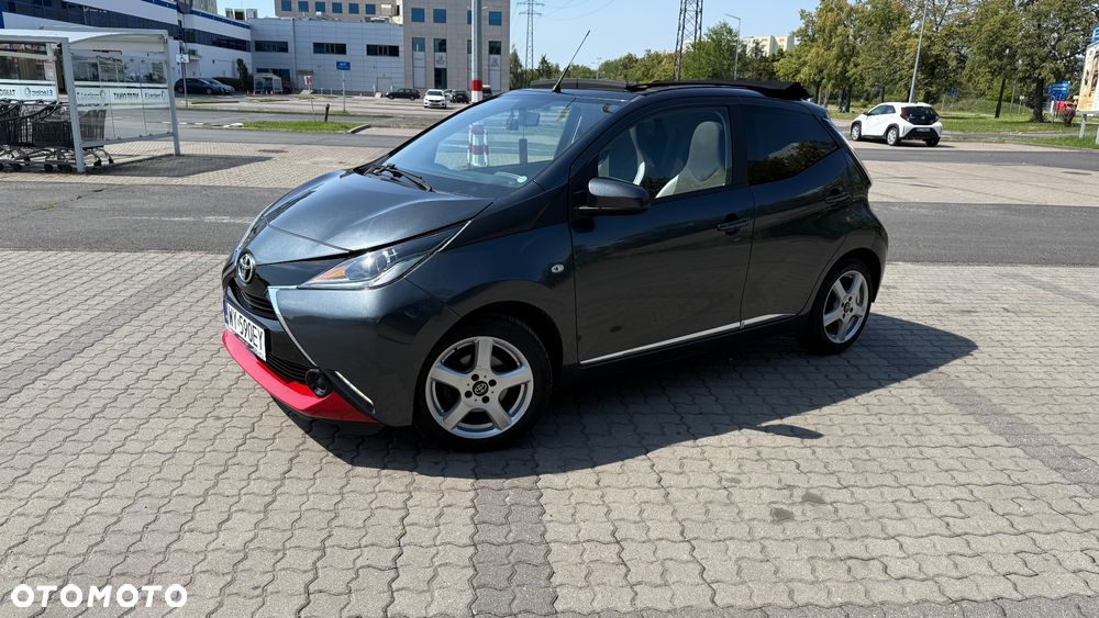 Toyota Aygo x-wave - 7