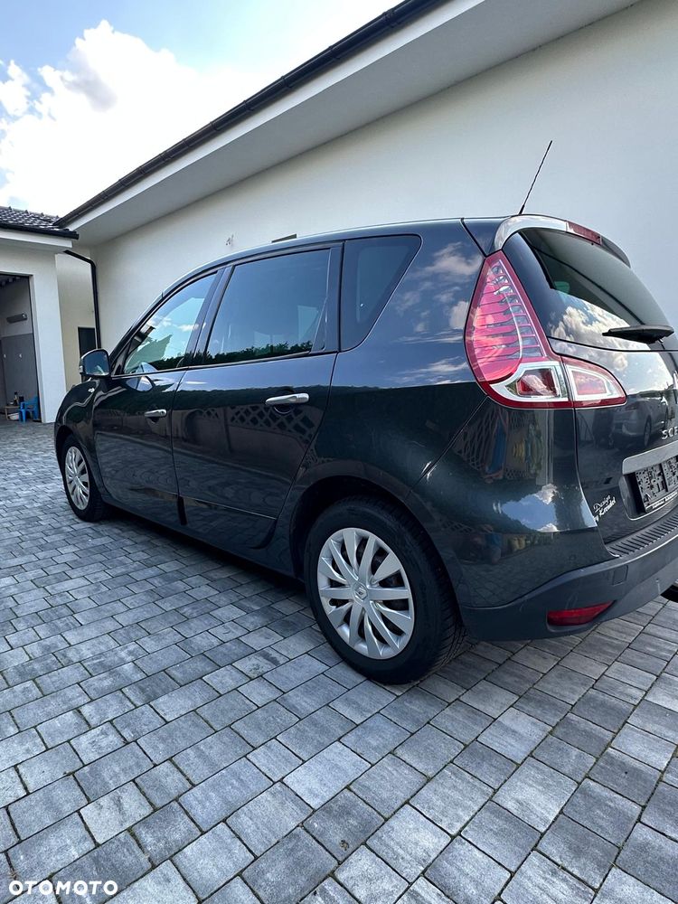 Renault Scenic - 2