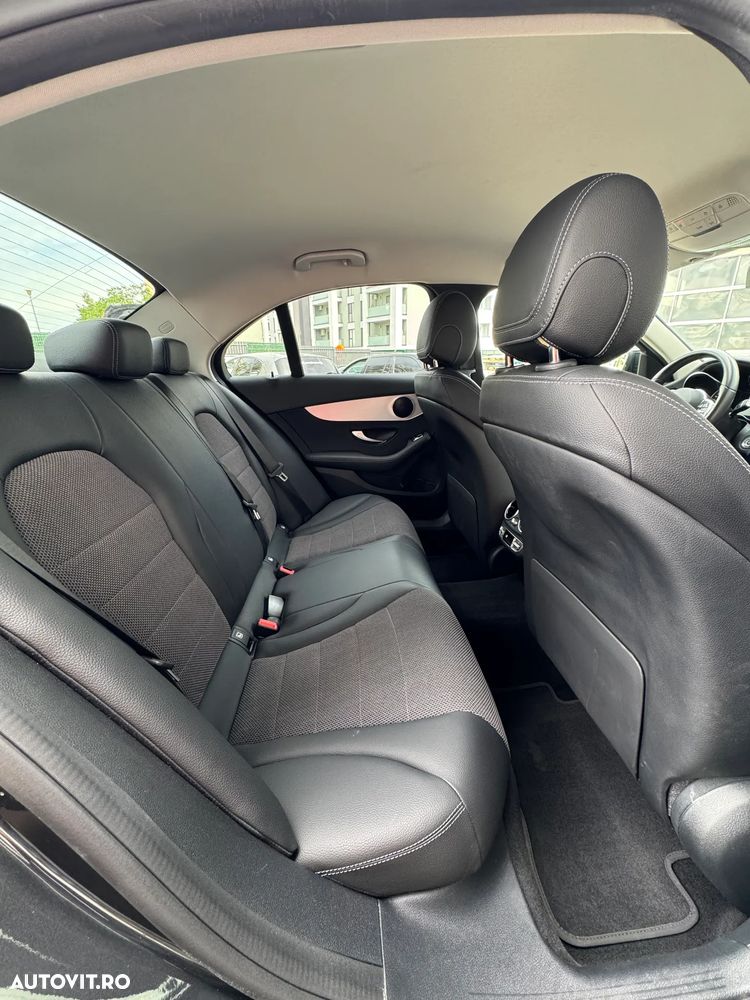 Mercedes-Benz C 220 d 4Matic 9G-TRONIC Avantgarde - 9