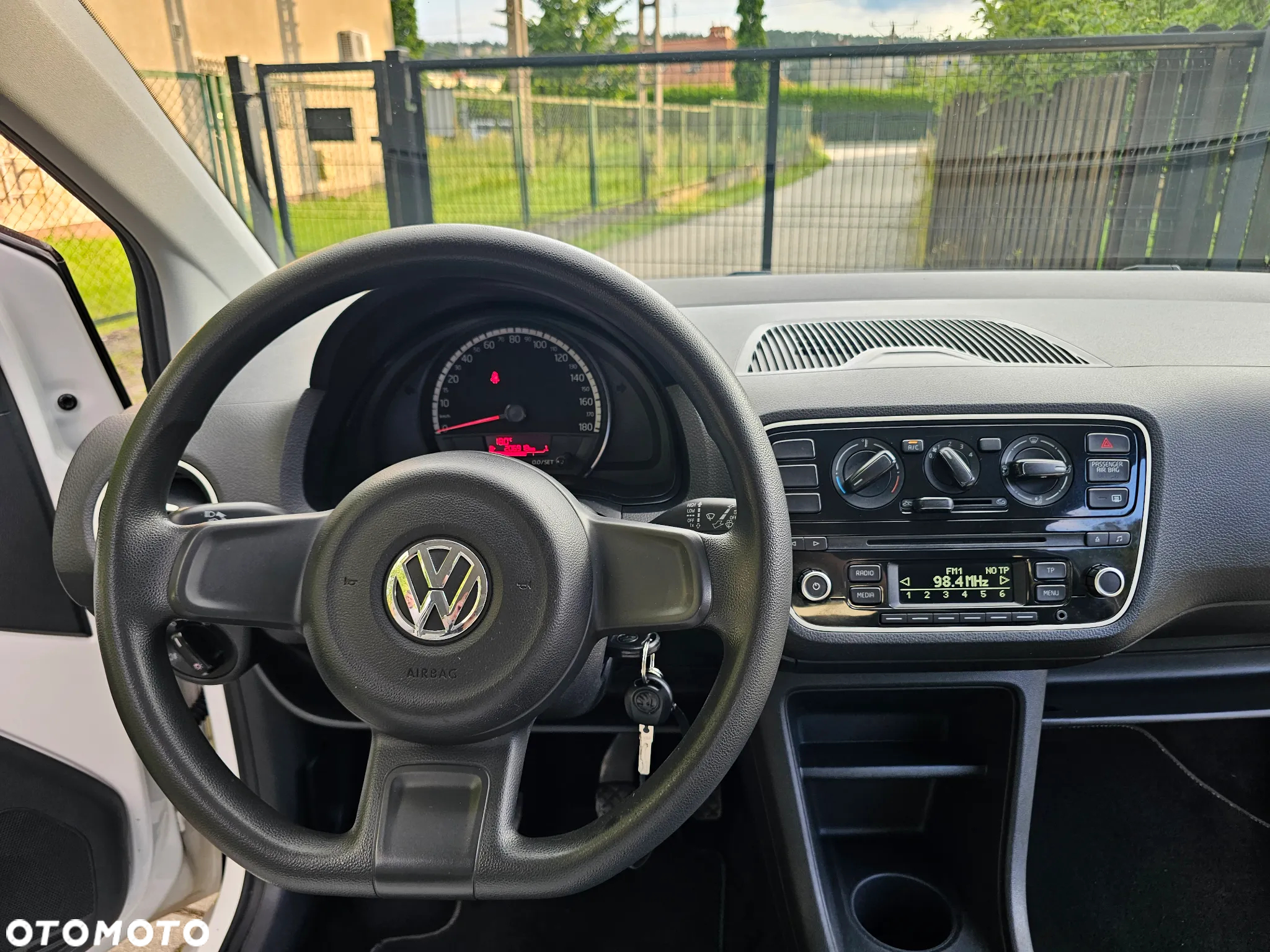 Volkswagen up! 1.0 move - 14