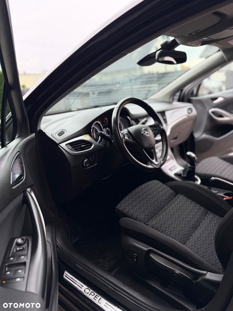 Opel Astra 1.6 CDTI Elite S&S - 8