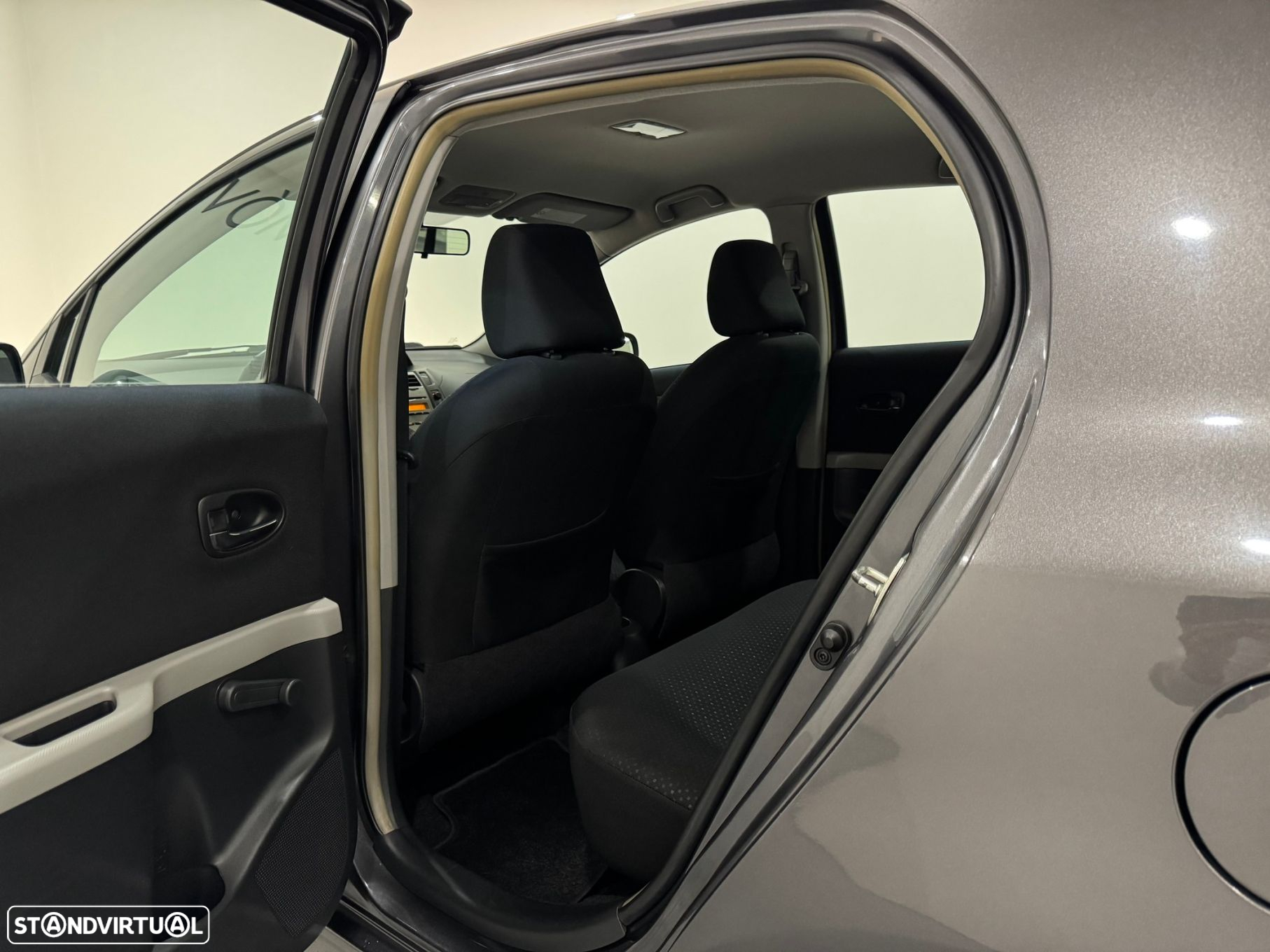 Toyota Yaris - 29