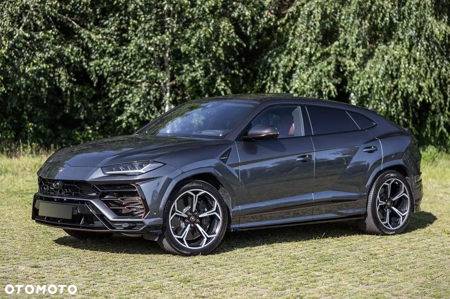 Lamborghini Urus - 4