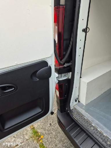 Renault Trafic - 19
