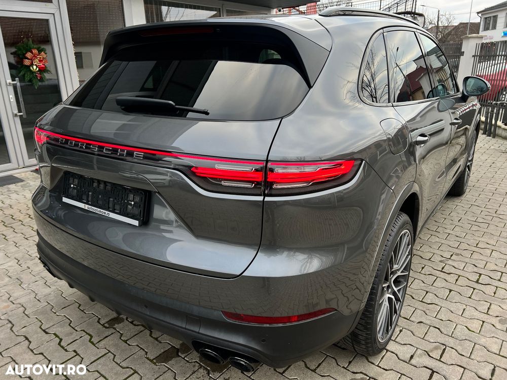 Porsche Cayenne S Tiptronic S - 9