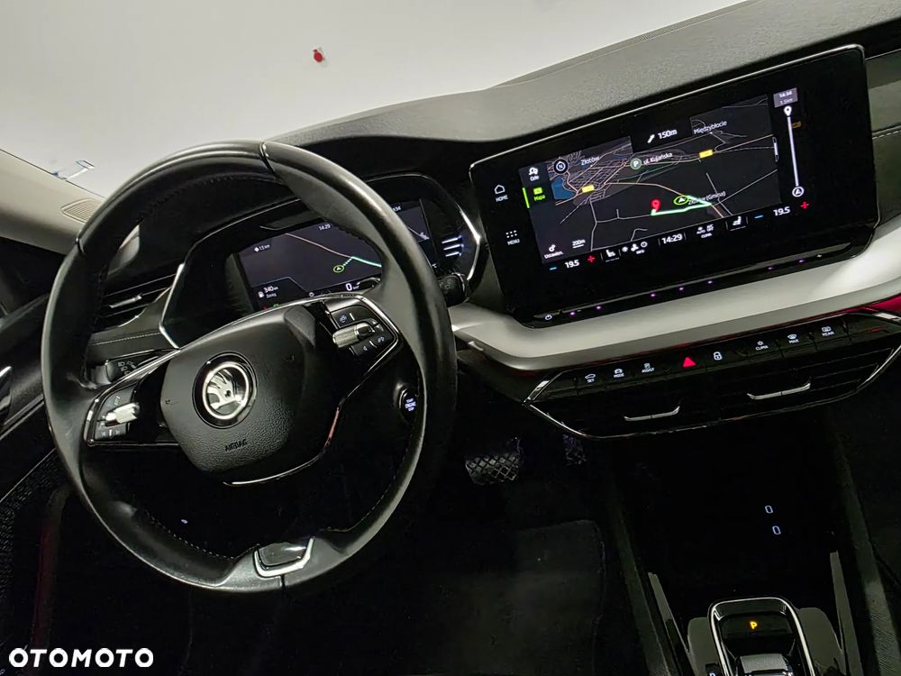 Skoda Octavia 2.0 TDI DSG Exclusive Plus - 8