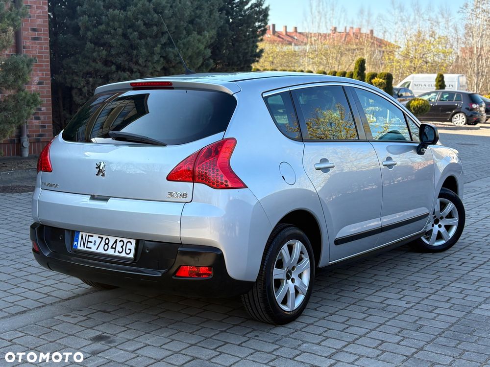 Peugeot 3008 1.6 Premium - 9
