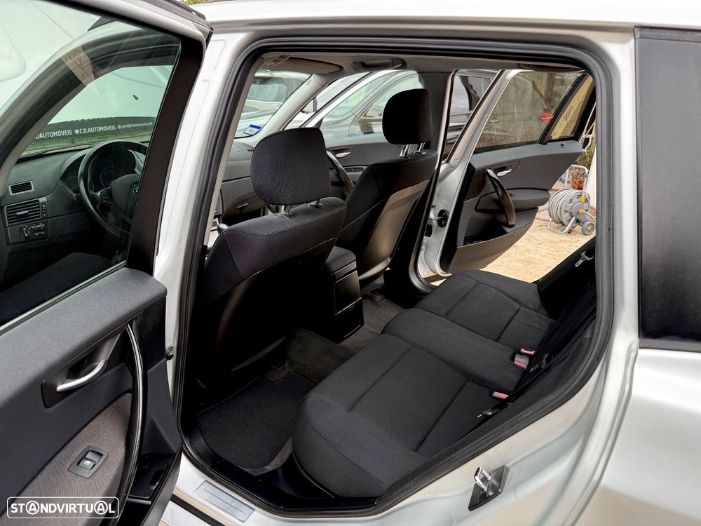 BMW X3 2.0 d — fotografia 44