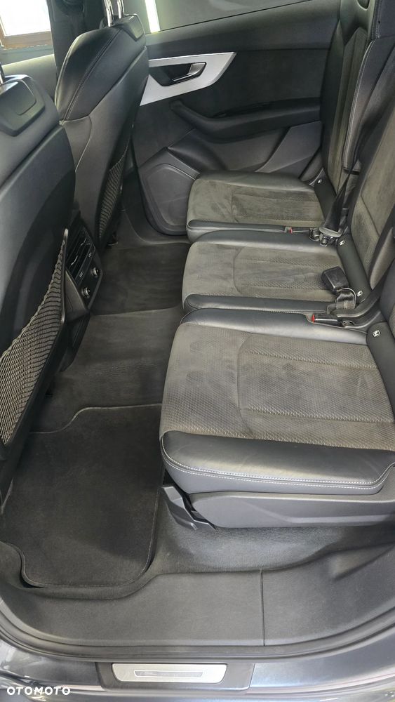 Audi Q7 55 TFSI mHEV Quattro S Line Tiptr - 6