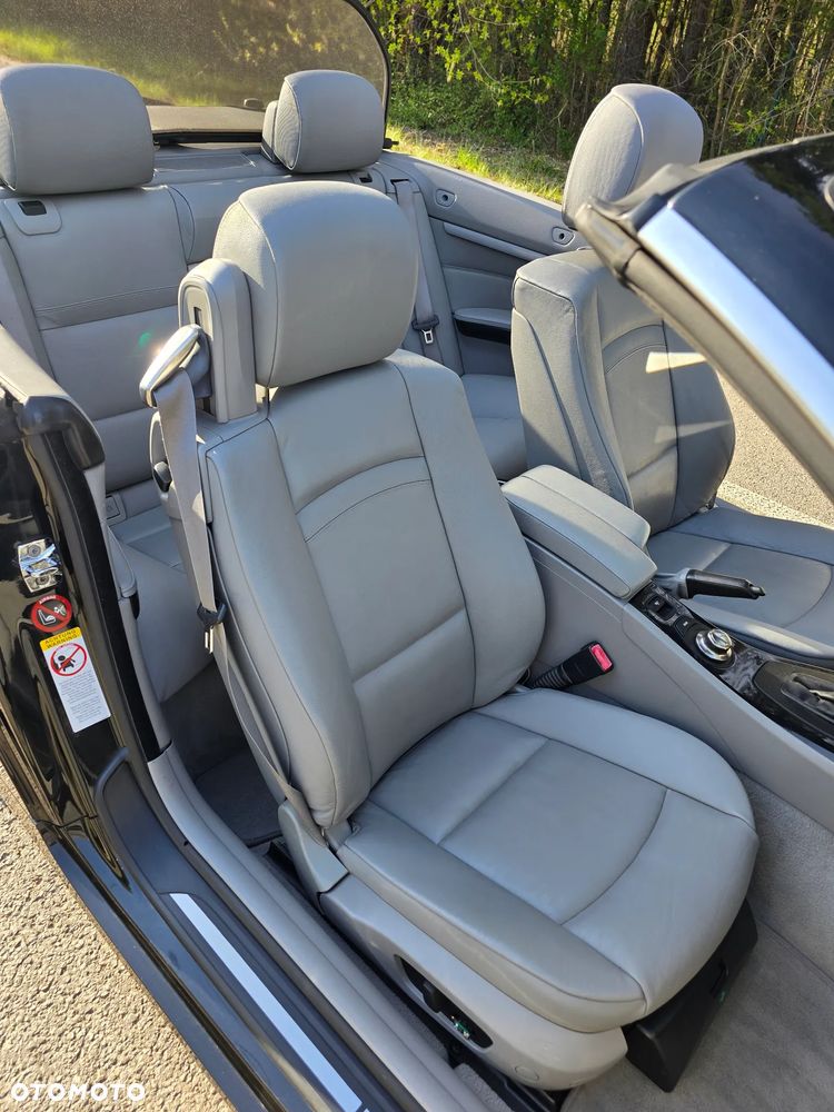 BMW Seria 3 330i M Sport Edition - 26