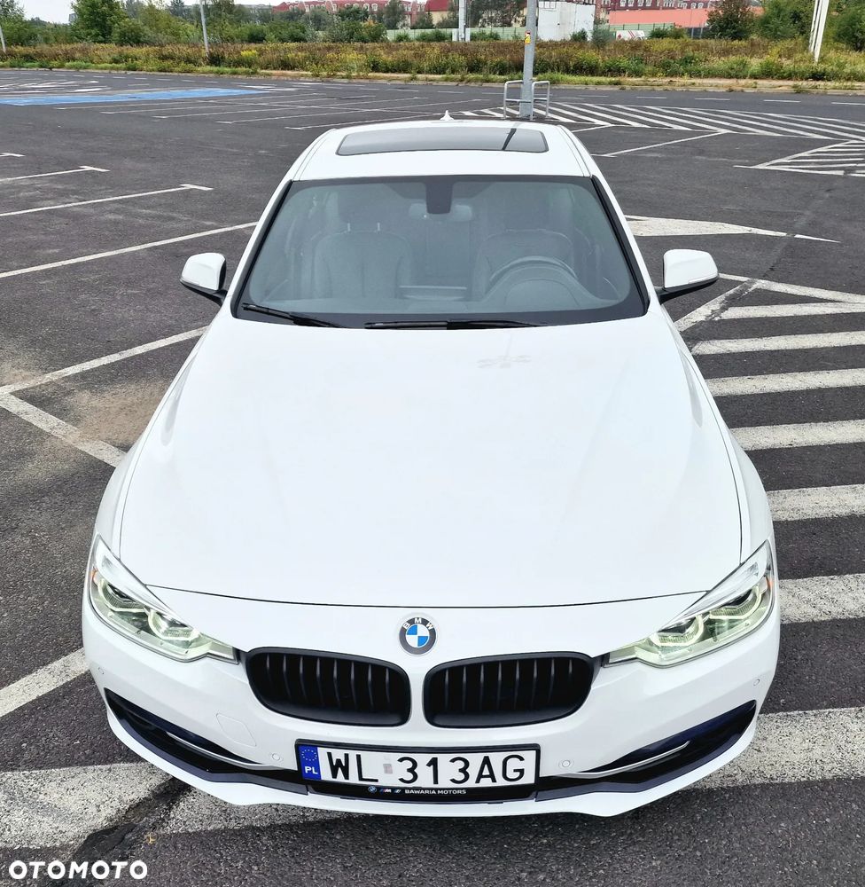 BMW Seria 3 330i GPF Luxury Line sport - 35