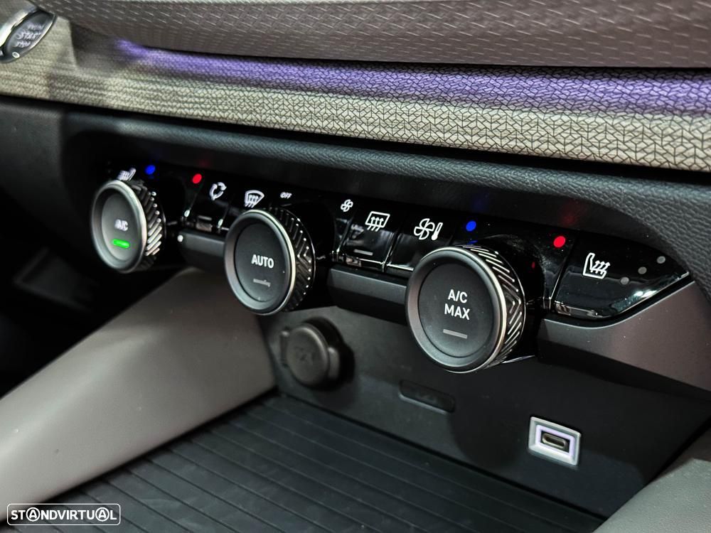 Citroën C5 X 1.6 Hybrid Feel Pack e-EAT8 - 37