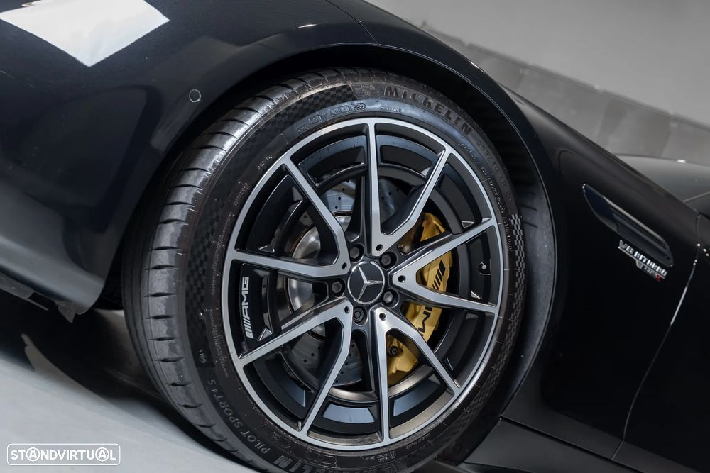 Mercedes-Benz SL 63 AMG 4Matic+ - 4