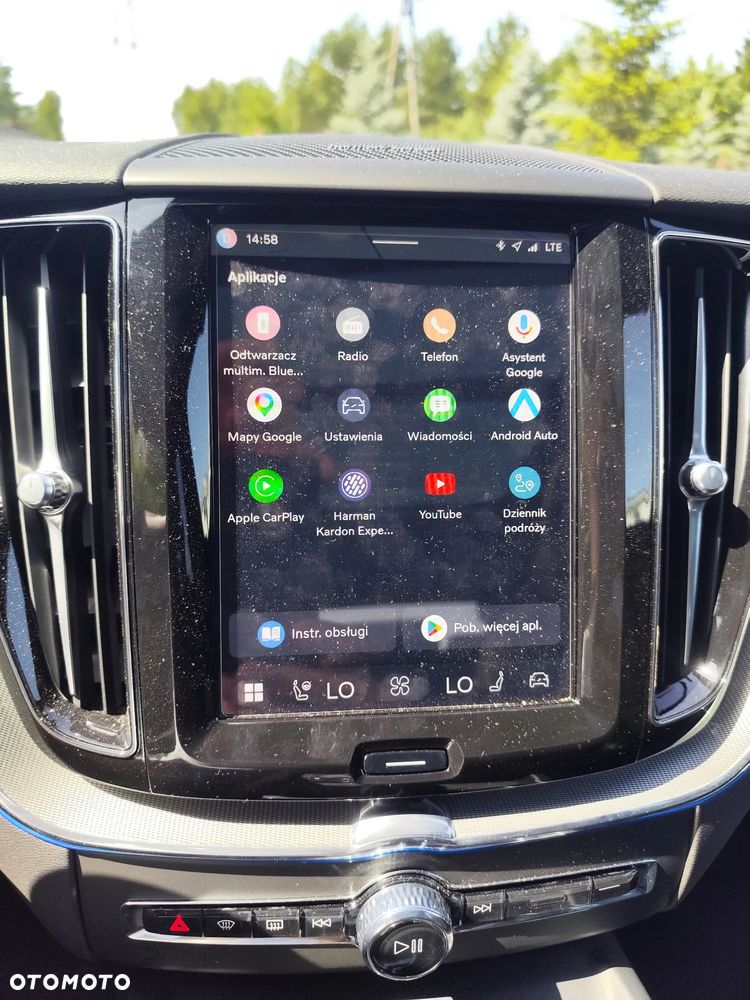 Volvo XC 60 T6 Plug-In Hybrid AWD Plus Black Edition - 24