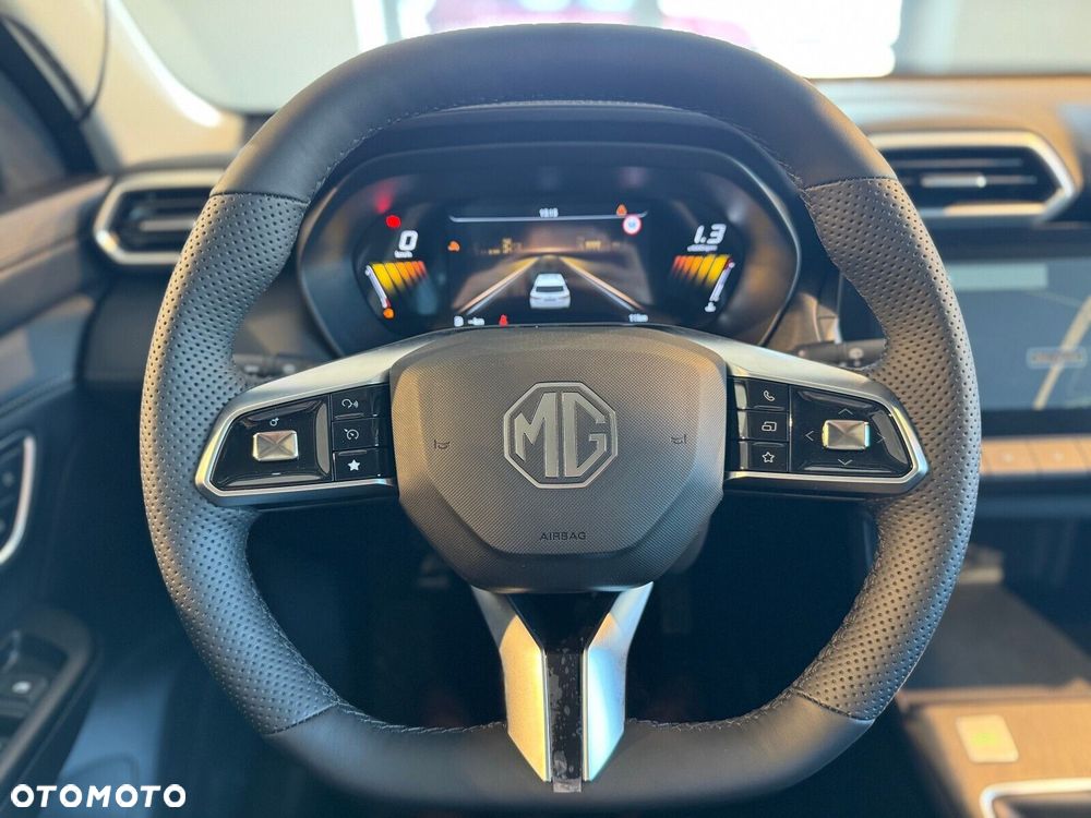 MG ZS - 13