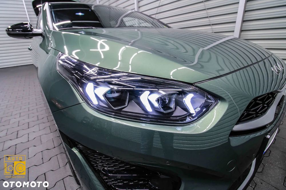 Kia ProCeed 1.5 T-GDI DCT7 OPF GT LINE - 32