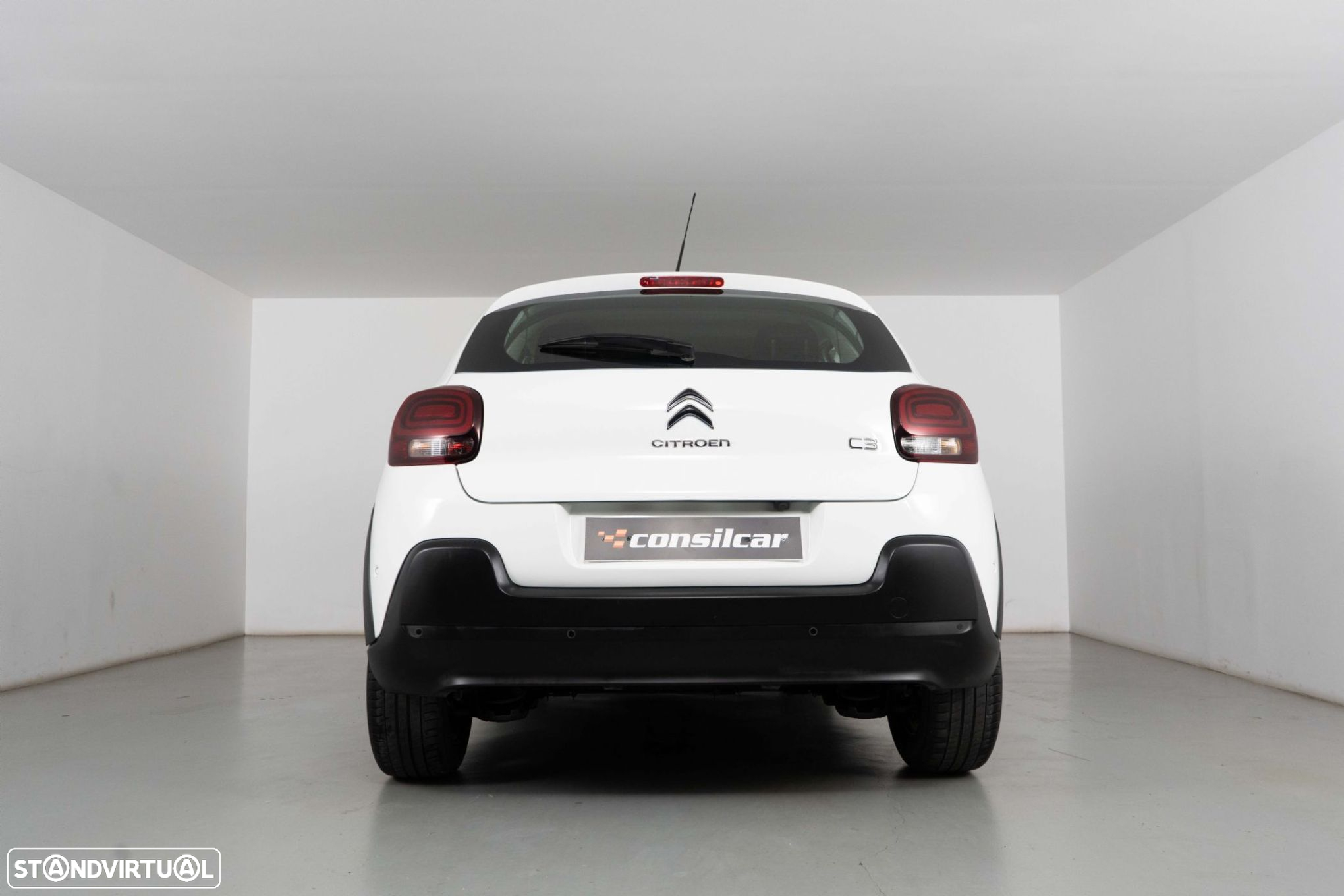 Citroën C3 1.2 PureTech Shine EAT6 - 4