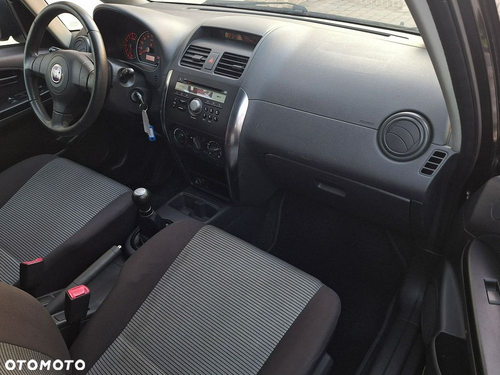 Fiat Sedici - 11