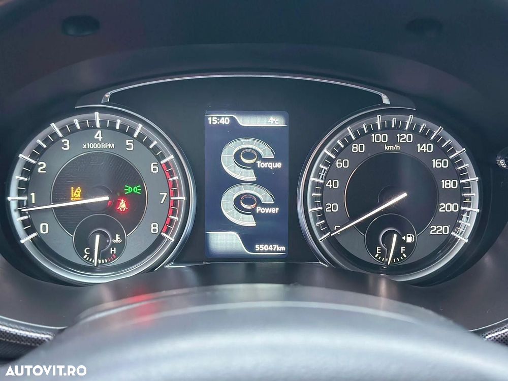 Suzuki Vitara 1.4 Boosterjet MHEV Passion - 28