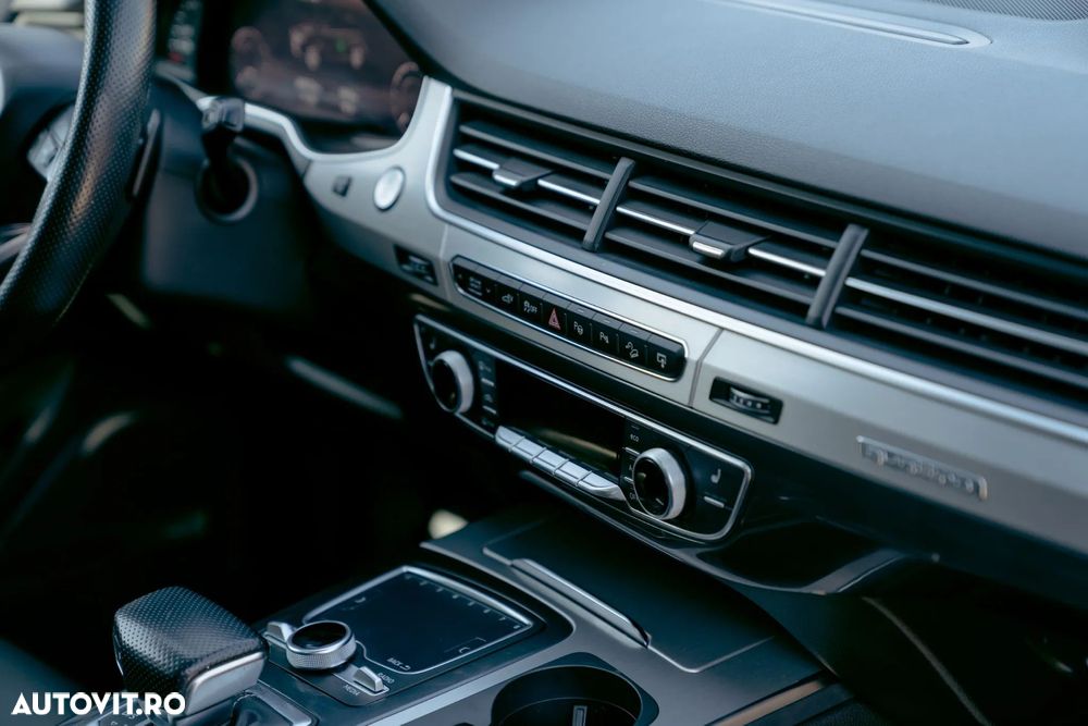 Audi Q7 - 18
