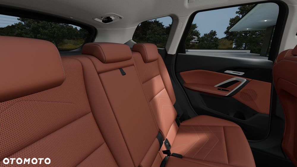 BMW X1 sDrive20i xLine - 13