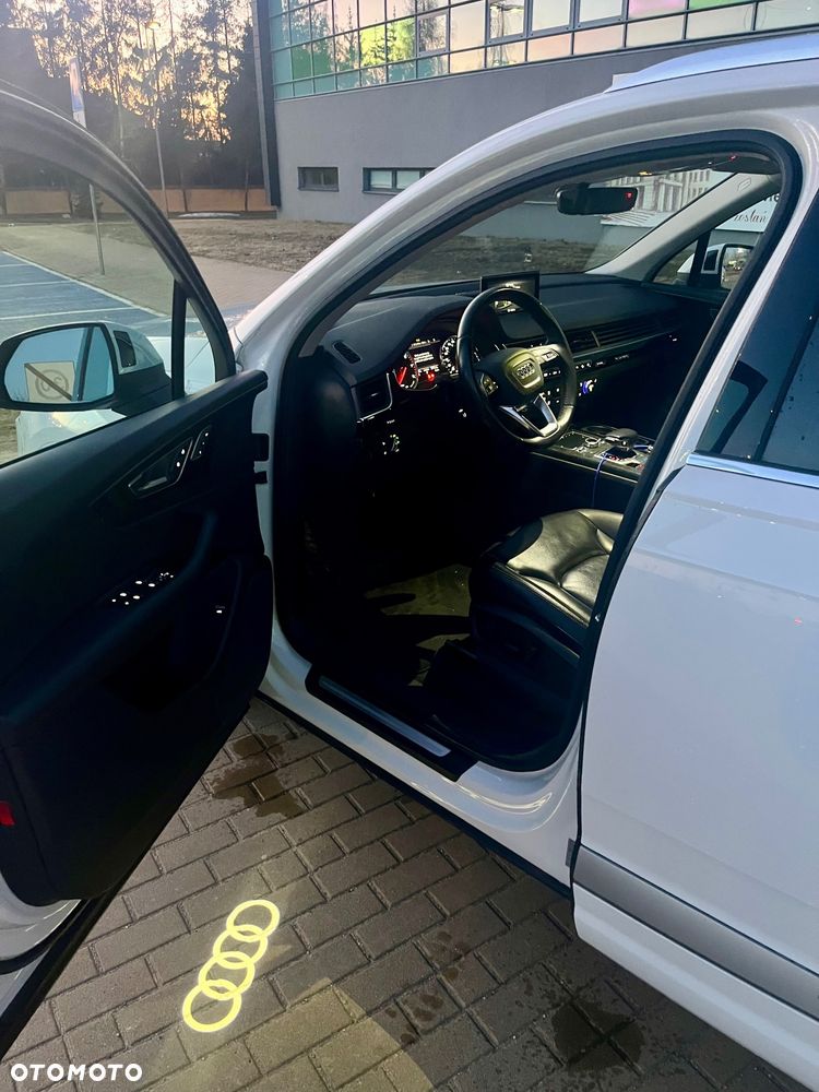 Audi Q7 - 8