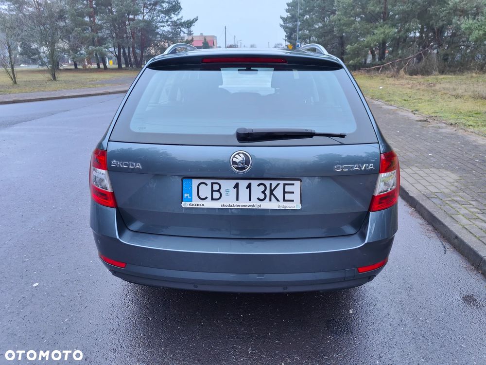 Skoda Octavia 1.5 TSI ACT Style DSG - 6