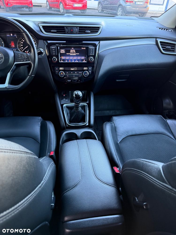 Nissan Qashqai 1.3 DIG-T Tekna - 20