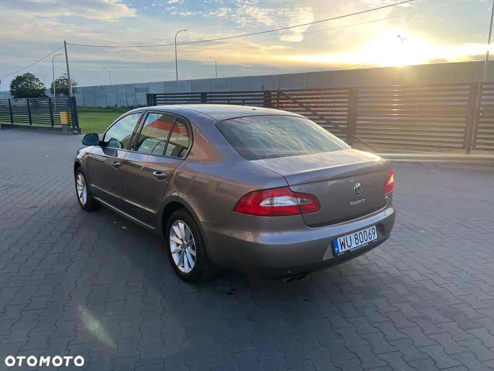 Skoda Superb 2.0 TDI Active - 7