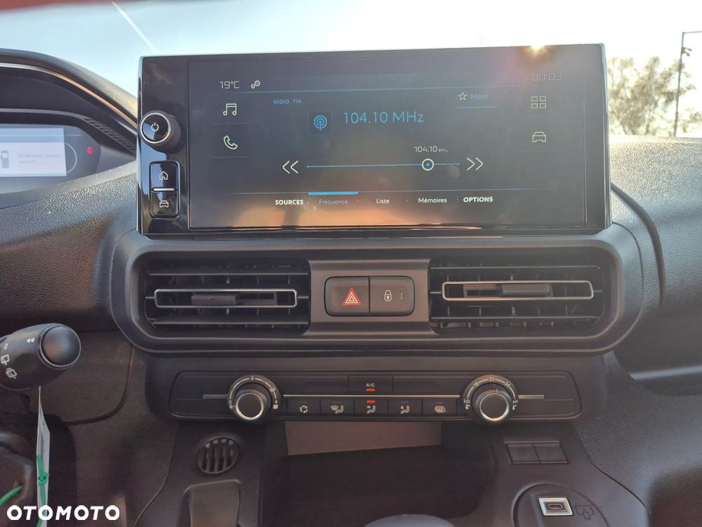 Peugeot Partner Furgon Long 950kg 1.5 HDi 100KM 3osobowy !! OD RĘKI !! - 12